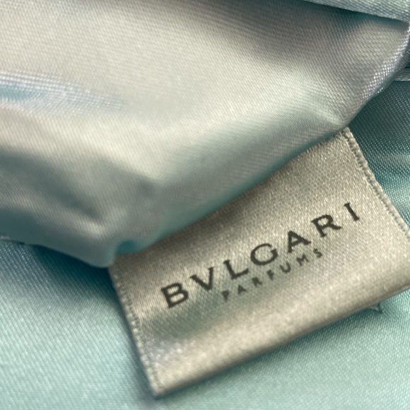 Bulgari parfums satin clutch light blue - Picture 7 of 11